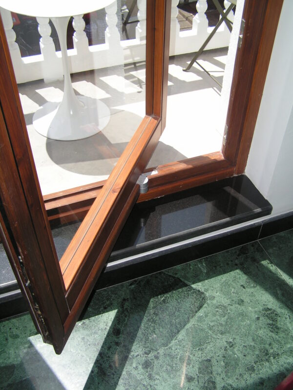 KONICA MINOLTA DIGITAL CAMERA