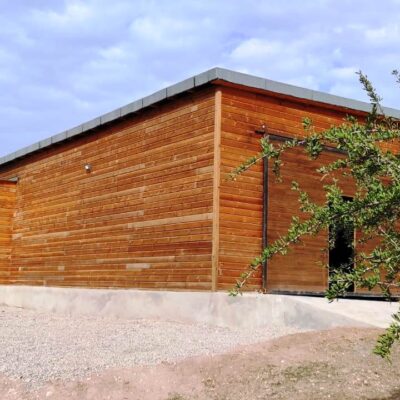 Hangar d'une superficie de  219 m2